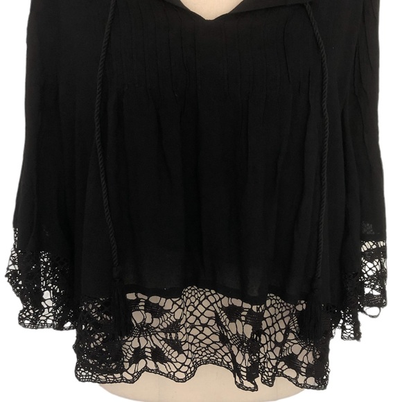 Living Doll Sz M Black Viscose Top with Lace Trim Flowy pleating Boho - Picture 7 of 8